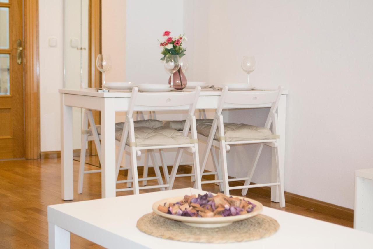 סרגוסה Apartamenticos Torrenueva I מראה חיצוני תמונה