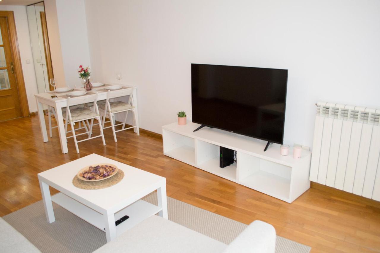 סרגוסה Apartamenticos Torrenueva I מראה חיצוני תמונה