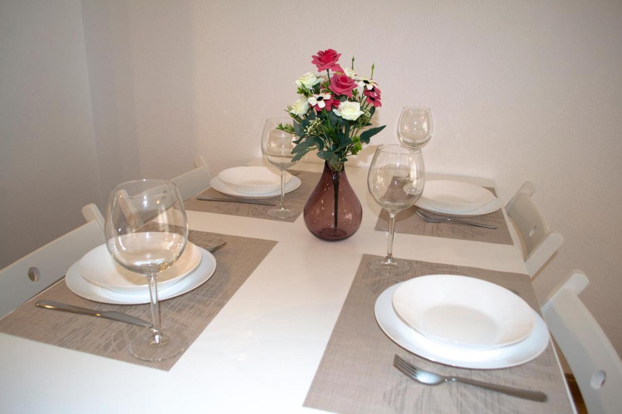 סרגוסה Apartamenticos Torrenueva I מראה חיצוני תמונה